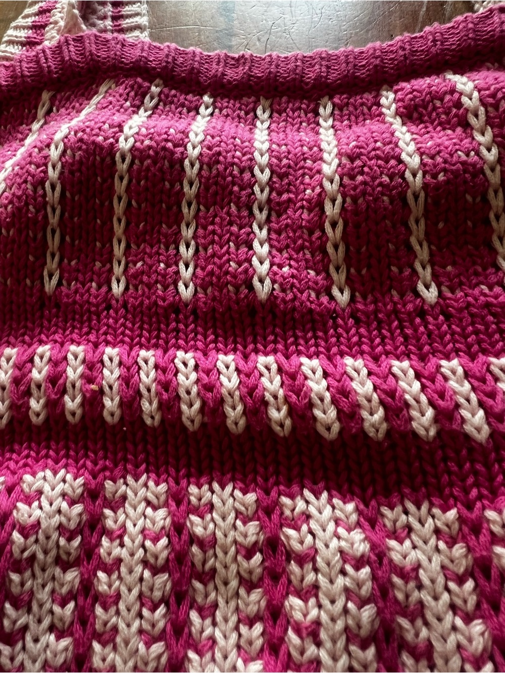 Cropped Knit Tank Top - Picture 8 of 8